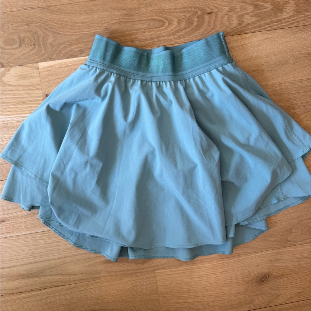 Women's Luluemon Green Skort